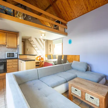 Family With Garden, Cleaning Included *